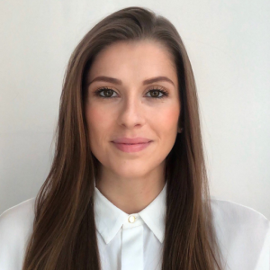 how much working visa in uae