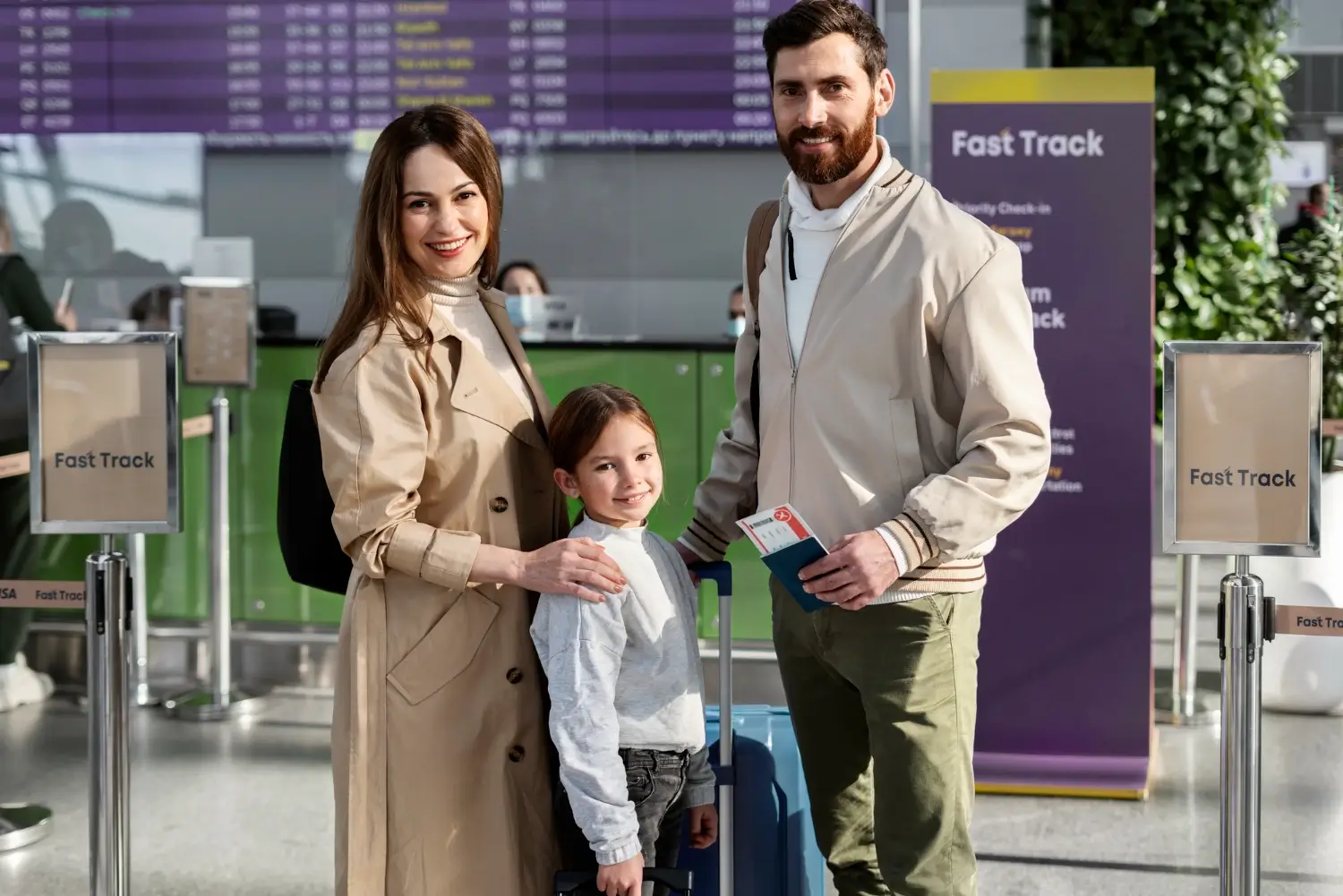 Minimum salary requirement for UAE family visa sponsorship